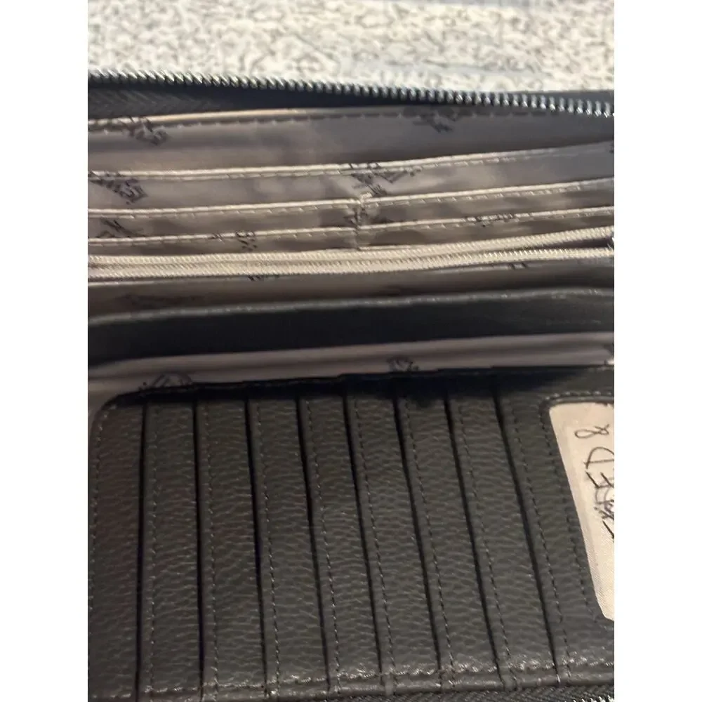 Jewell Thirty-One Gray Faux Snake Wristlet Wallet Clutch